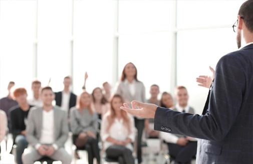 Membangun Personal Branding Menjadi Influencer di Dunia Bisnis